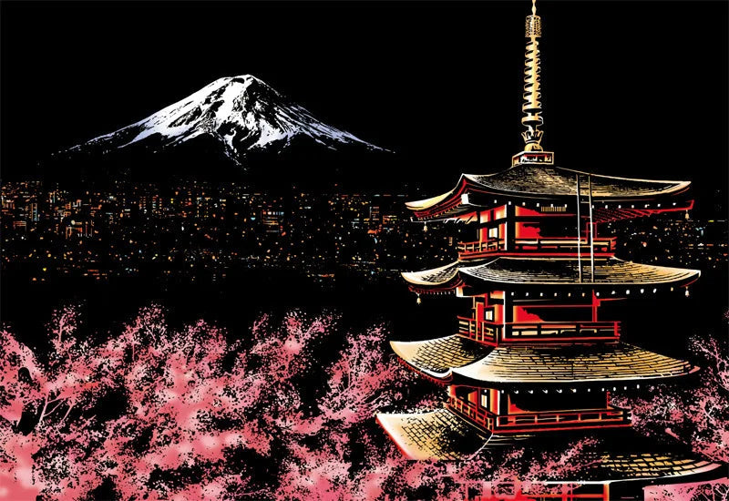 Pagoda giapponese illuminata di notte con fiori di ciliegio in primo piano e Monte Fuji sullo sfondo. Scena iconica del Giappone.