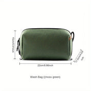Borsa da toilette verde muschio, dimensioni 22x15x11,5 cm, design compatto e resistente, ideale per viaggi e organizzazione accessori bagno.
