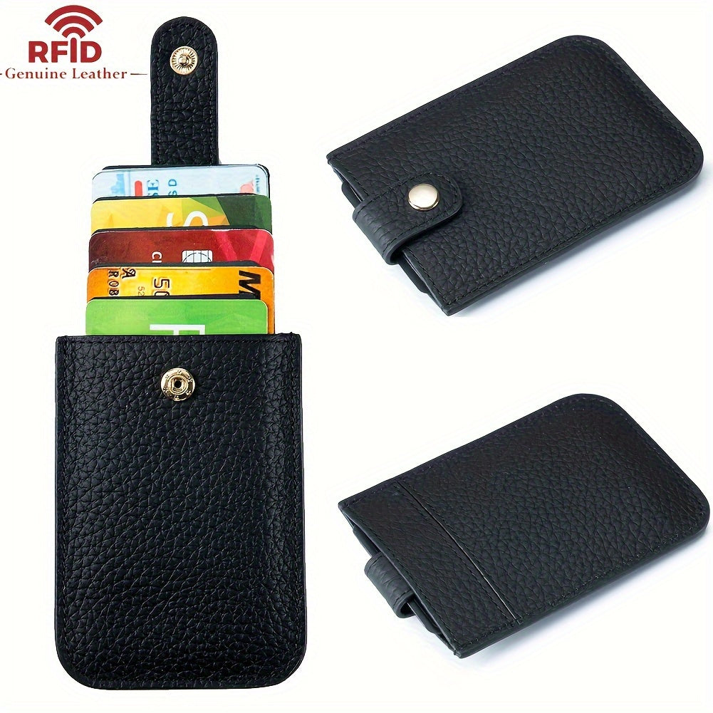 Portafoglio in pelle nera con protezione RFID, design compatto, scomparti per carte di credito, chiusura a bottone. Accessorio elegante e sicuro.
