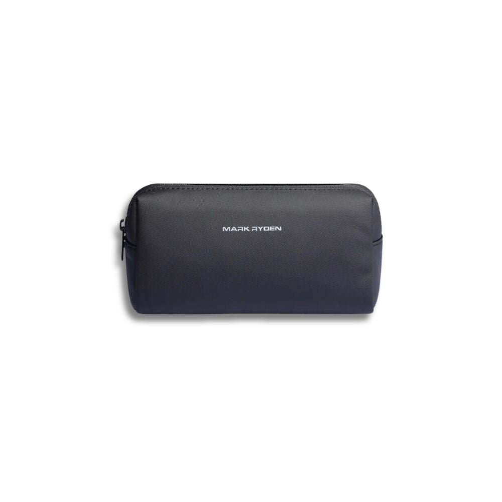 Astuccio nero Mark Ryden in pelle sintetica, design elegante e compatto, ideale per accessori da viaggio. Accessorio moda uomo e donna.
