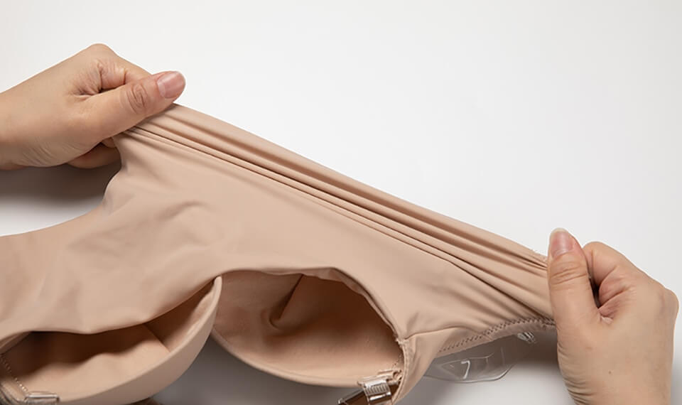 Migliora il tuo look con il reggiseno modellante senza schienale ELLA