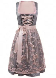 Abito Dirndl autunnale con grembiule in pizzo e allacciatura sul corpetto per donna