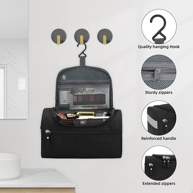 Immagine di un beauty case da viaggio nero appeso, con gancio robusto, cerniere resistenti e manico rinforzato, ideale per organizzare cosmetici.