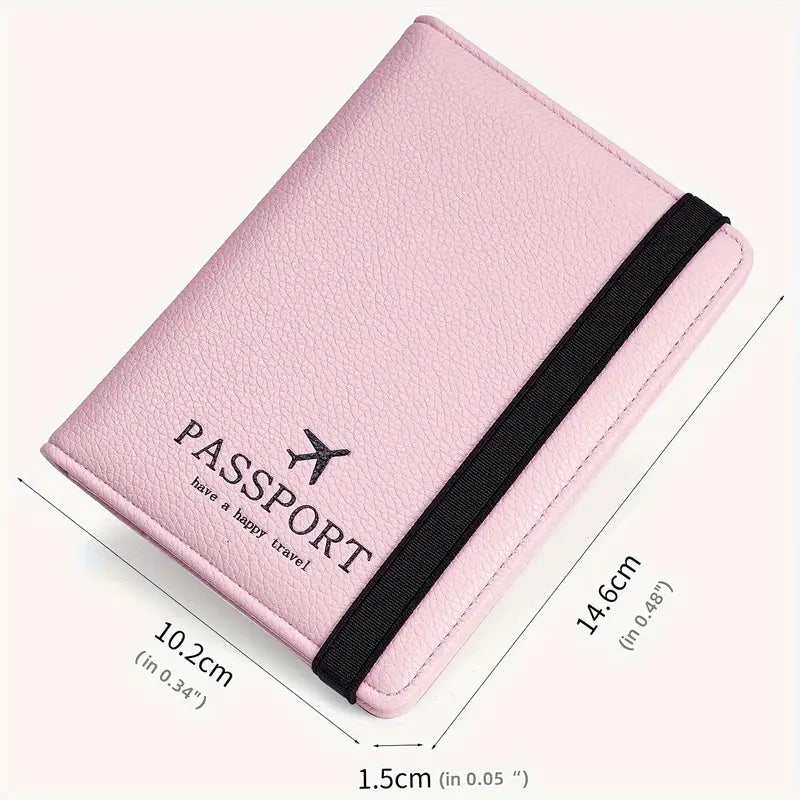 Custodia passaporto rosa in pelle sintetica con elastico nero, dimensioni 14,6x10,2 cm. Accessorio da viaggio elegante e pratico.