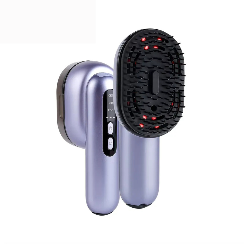 Spazzola lisciante per capelli con tecnologia ionica, design ergonomico, colore argento, setole in ceramica, ideale per styling veloce e sicuro.