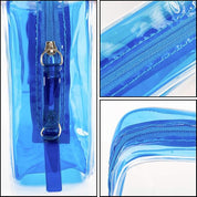Borsa trasparente in PVC blu con cerniera robusta, dettagli in plastica resistente. Ideale per viaggi, articoli da toeletta, accessori mare.