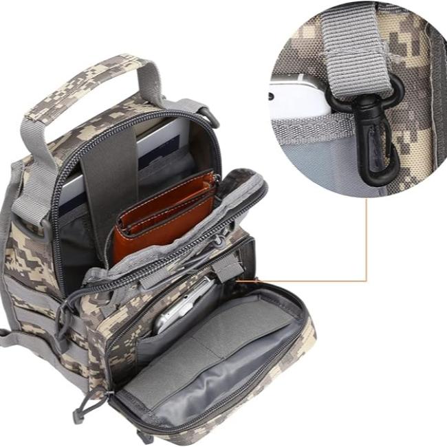 Zaino mimetico militare con tasche multiple, scomparti per tablet e accessori, gancio di sicurezza. Ideale per escursioni e attività outdoor.