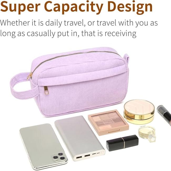 Borsa da toilette viola in velluto a coste con cerniera dorata, capacità extra, ideale per viaggi. Include smartphone, power bank, trucchi.