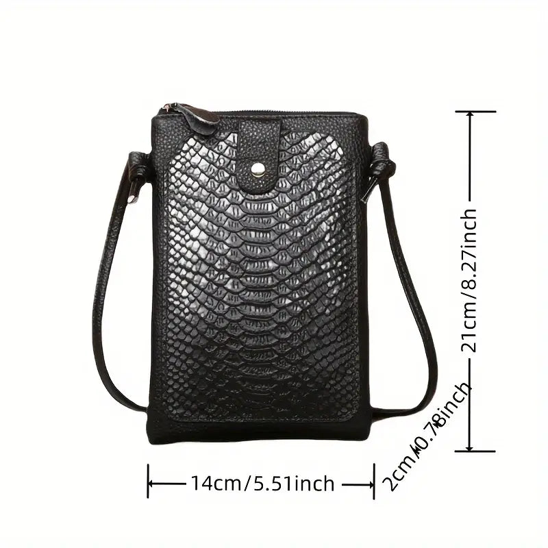 Borsa a tracolla nera in pelle con texture a serpente, dimensioni 14x21x2 cm. Elegante e compatta, ideale per smartphone e accessori essenziali.