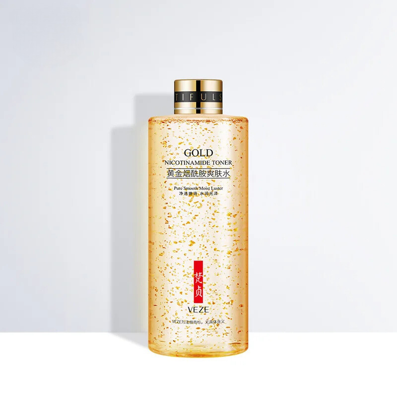 Tonico viso oro nicotinamide VEZE, flacone trasparente con particelle dorate, idratante e illuminante, skincare di lusso, 200ml.