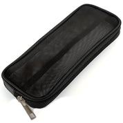 Astuccio portapenne nero in tessuto resistente con cerniera, design elegante e compatto, ideale per scuola e ufficio. Accessorio organizzativo pratico.