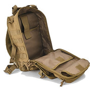 Zaino tattico militare aperto, colore marrone, con scomparti multipli e cerniere robuste. Ideale per escursioni, campeggio e attività outdoor.