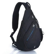 Zaino monospalla nero, design moderno, tasche multiple con cerniere, ideale per viaggi e uso quotidiano. Accessorio versatile e resistente.