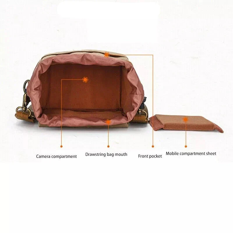 Borsa a tracolla beige aperta, con scomparti interni: fotocamera, tasca frontale, scomparto per cellulare. Design pratico e spazioso.