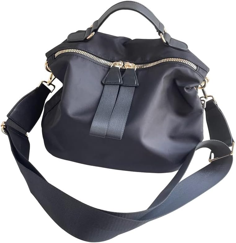 Borsa a tracolla nera in nylon con cerniera dorata, manico superiore e tracolla regolabile. Design elegante e spazioso per uso quotidiano.