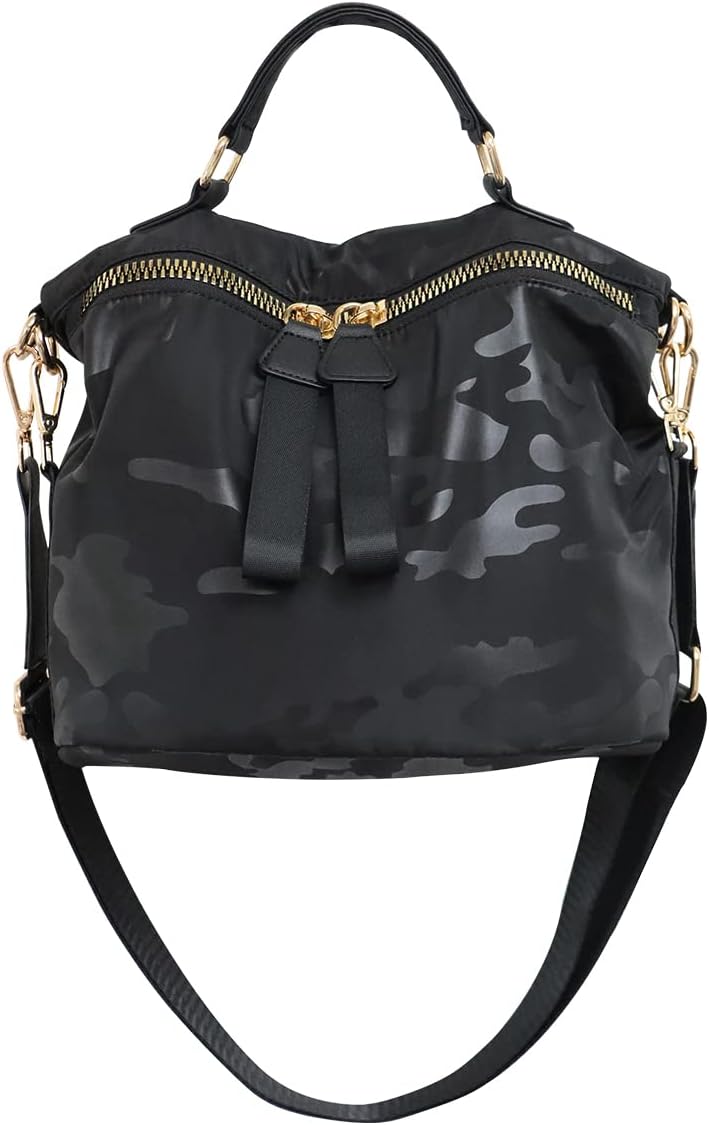 Borsa a tracolla nera con motivo mimetico, cerniere dorate e manico superiore. Design elegante e funzionale per moda urbana.