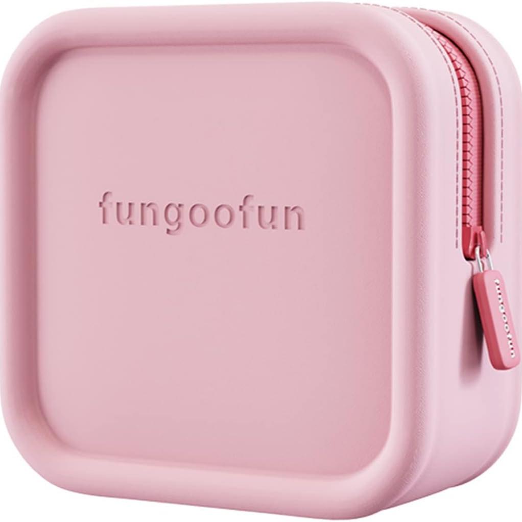 Custodia rigida rosa per auricolari, design compatto e moderno, chiusura con zip, marchio fungoofun. Ideale per protezione e trasporto sicuro.