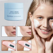 Crema viso idratante Dinkissi, applicazione pre-trucco, donna sorridente, dettagli texture pelle, misuratore idratazione, skincare quotidiana.