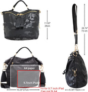 Borsa a tracolla mimetica nera, compatibile con iPad 9.7 pollici, non adatta per A4, dimensioni 28x27x16 cm, manico e tracolla regolabile.