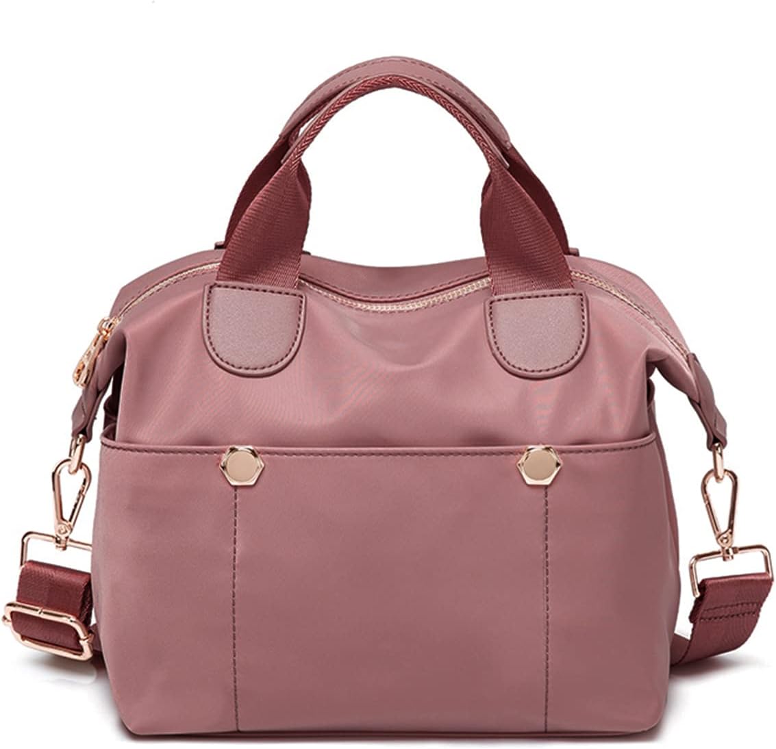 Borsa a tracolla rosa in nylon impermeabile, design elegante con manici e dettagli in metallo dorato, ideale per moda donna e uso quotidiano.