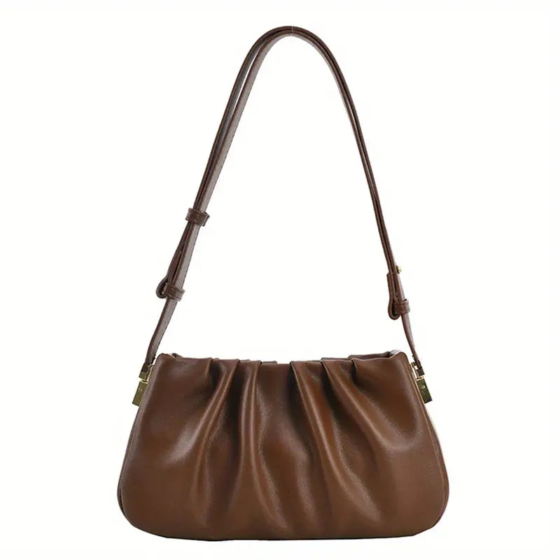 Borsa a spalla in pelle marrone, design elegante con pieghe, tracolla regolabile, chiusura a zip, accessorio moda donna, stile casual chic.