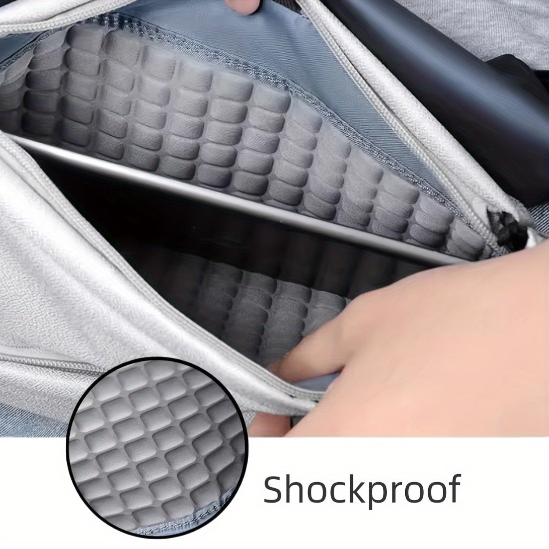 Custodia protettiva per laptop con imbottitura antiurto, design a nido d'ape, cerniera resistente, ideale per protezione dispositivi elettronici.