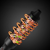 Spazzola ad aria calda rotante con tecnologia ionica, setole in ceramica, design ergonomico, ideale per asciugatura e styling capelli.
