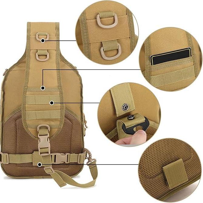 Zaino monospalla tattico beige con tasche multiple, anelli a D, scomparto per smartphone e chiusura a fibbia. Ideale per escursioni e attività outdoor.
