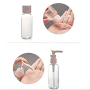 Bottiglia trasparente con pompa dosatrice, ideale per sapone liquido o disinfettante mani. Design compatto, perfetto per viaggi e uso quotidiano.