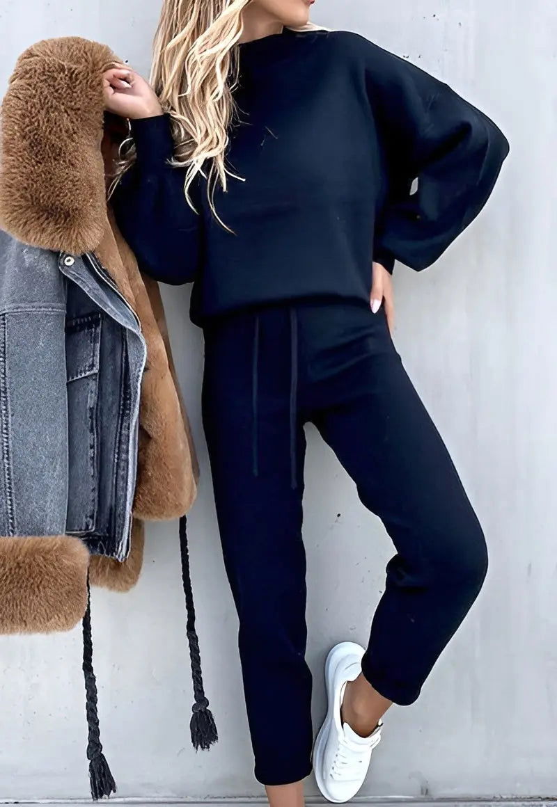 ADRIANA | Luxurious Lounge Set for Ultimate Comfort - Lizabella Fashion -  -  - ADRIANA | Luxurious Lounge Set for Ultimate Comfort - Lizabella Fashion - #tag1# - #tag2#