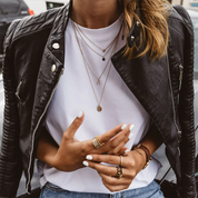 Giacca da Donna in Pelle Nera – Stile Senza Tempo