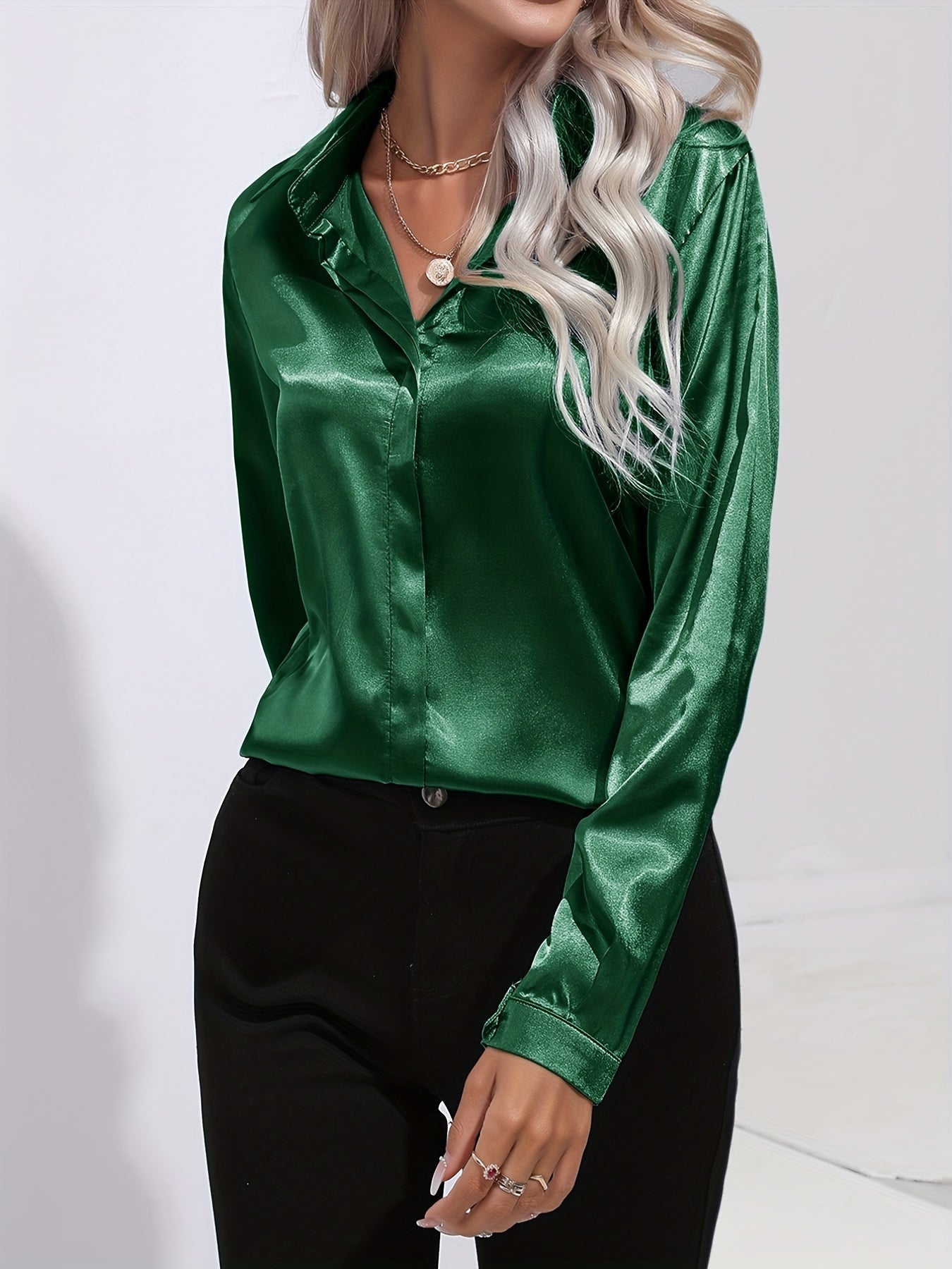 Aaliyah | Camicia da donna in raso con bottoni 11