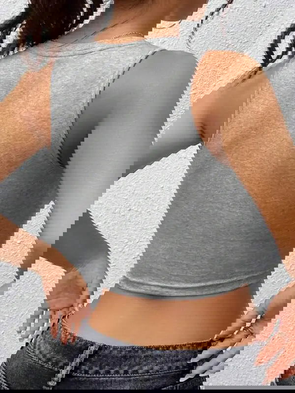 BECKY | Chic Cropped Top for a Stylish Summer and Spring Look - Lizabella Fashion -  -  - BECKY | Chic Cropped Top for a Stylish Summer and Spring Look - Lizabella Fashion - #tag1# - #tag2#