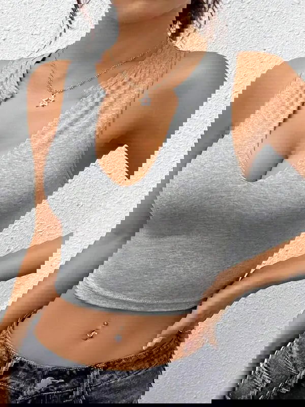 BECKY | Chic Cropped Top for a Stylish Summer and Spring Look - Lizabella Fashion -  -  - BECKY | Chic Cropped Top for a Stylish Summer and Spring Look - Lizabella Fashion - #tag1# - #tag2#