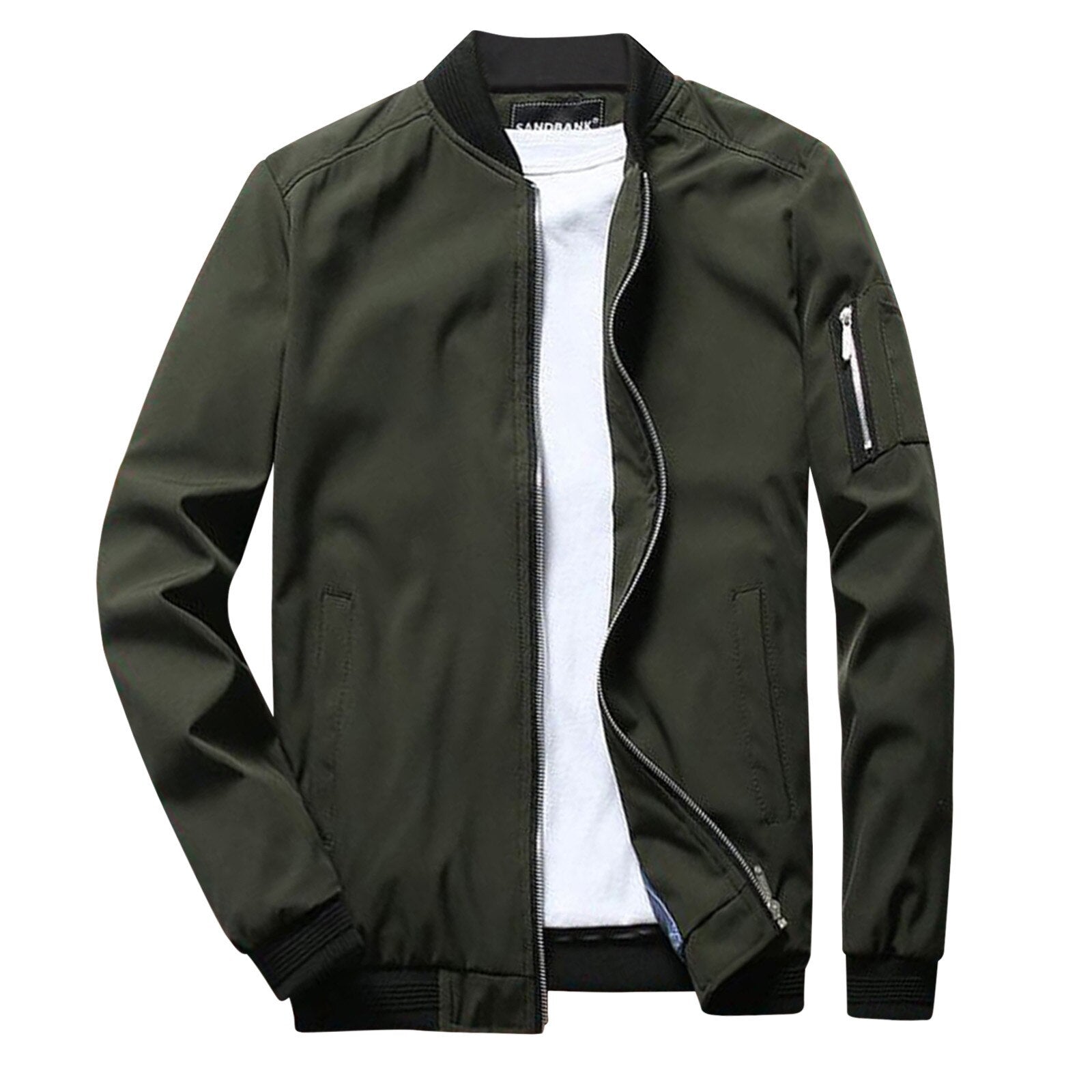 Giacca bomber verde oliva da uomo, stile casual, con zip frontale, tasche laterali e polsini a costine. Perfetta per look autunnali e invernali.