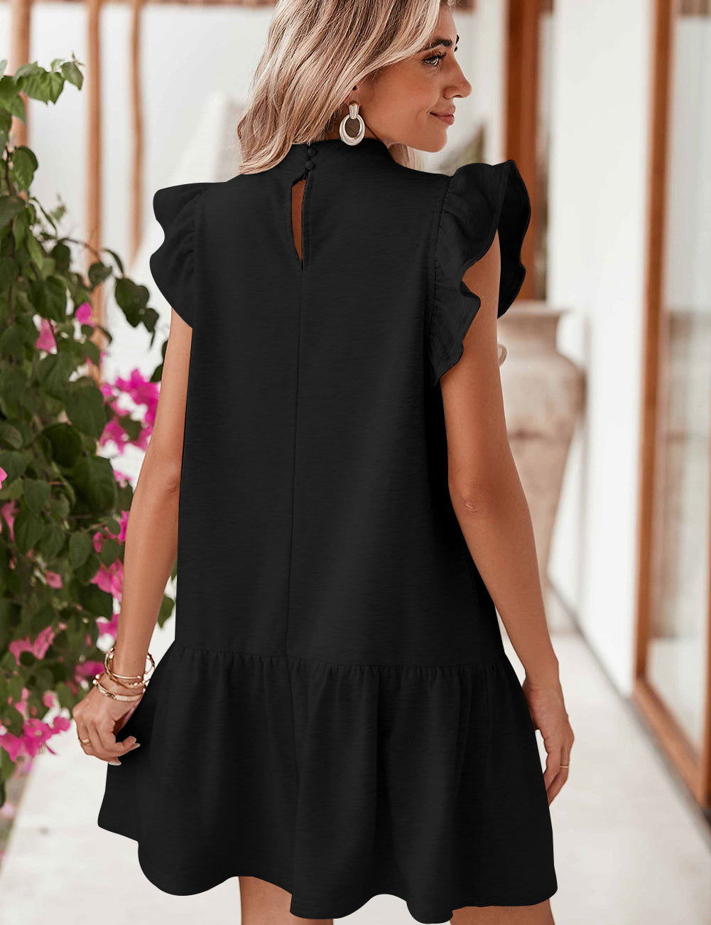 Chic Round Neck Shift Dress for Effortless Style - Lizabella Fashion -  -  - Chic Round Neck Shift Dress for Effortless Style - Lizabella Fashion - #tag1# - #tag2#
