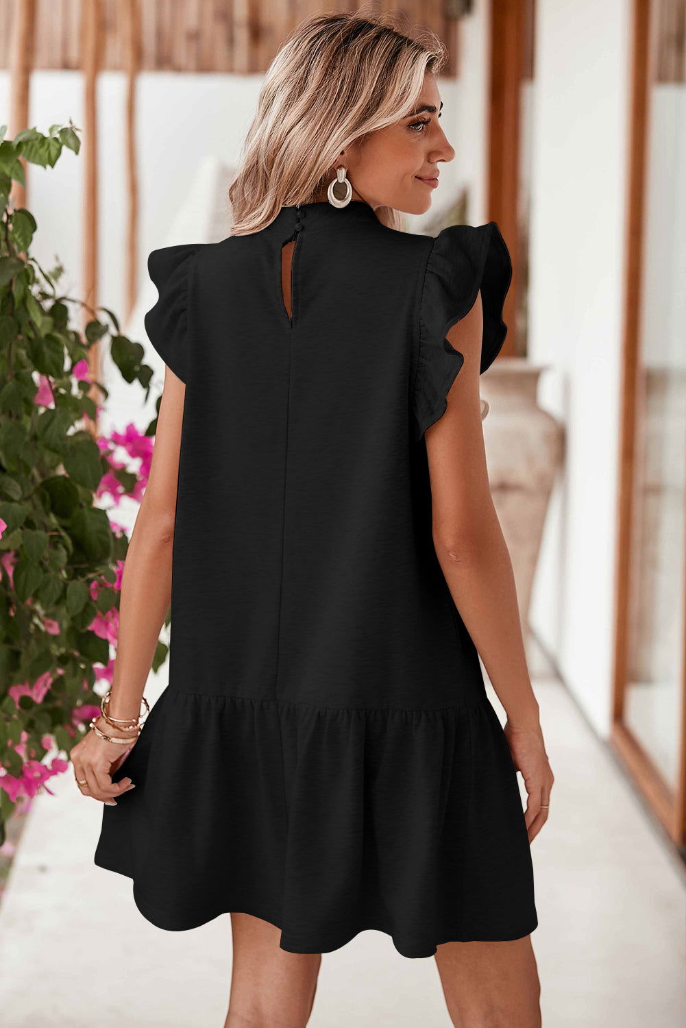 Chic Round Neck Shift Dress for Effortless Style - Lizabella Fashion -  -  - Chic Round Neck Shift Dress for Effortless Style - Lizabella Fashion - #tag1# - #tag2#