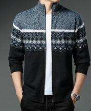 Giacca cardigan uomo invernale, motivo geometrico, colori blu e nero, chiusura zip, collo alto, stile casual elegante, perfetta per l'autunno.