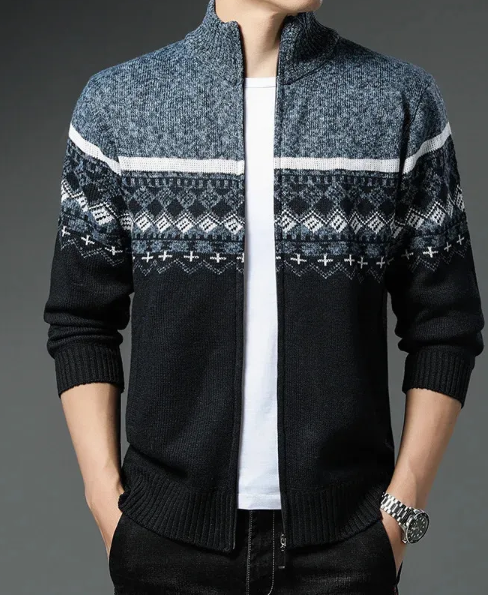 Giacca cardigan uomo invernale, motivo geometrico, colori blu e nero, chiusura zip, collo alto, stile casual elegante, perfetta per l'autunno.