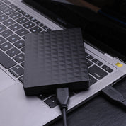 Disco rigido portatile ultrasottile da 10 TB | Grande capacità e USB 3.0 ultraveloce – design leggero – EasySafe 4