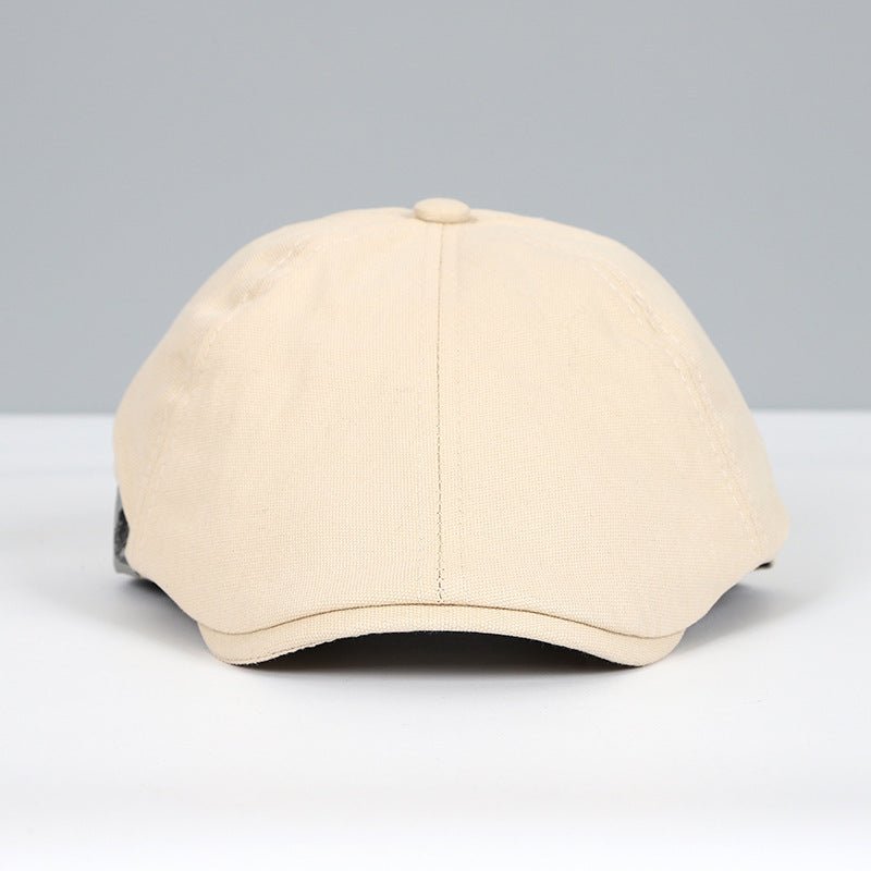Cappello da baseball beige unisex, design classico, visiera curva, tessuto in cotone, ideale per moda casual e protezione solare.