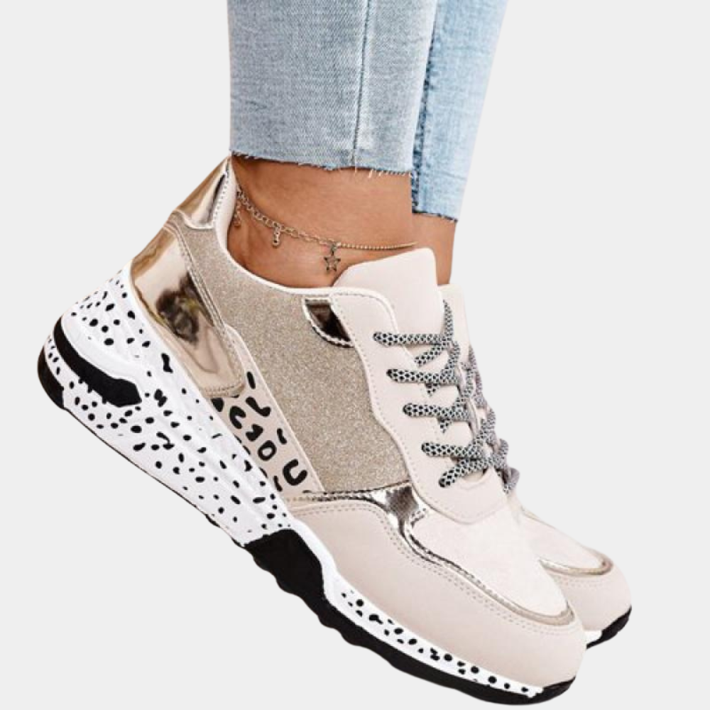 Fiona | Sneakers: la tua compagna leggera per tutti i giorni 0