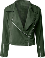 Giacca biker donna verde oliva, zip argento, stile casual, maniche lunghe, colletto ampio. Perfetta per moda autunnale e look urbano.