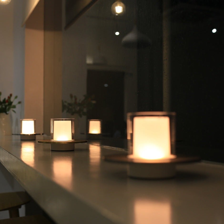 Glovia | Lampada da tavolo senza fili 2