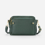 Borsa a tracolla verde scuro in pelle, con cerniere dorate e tasche multiple. Design elegante e funzionale, ideale per moda donna.