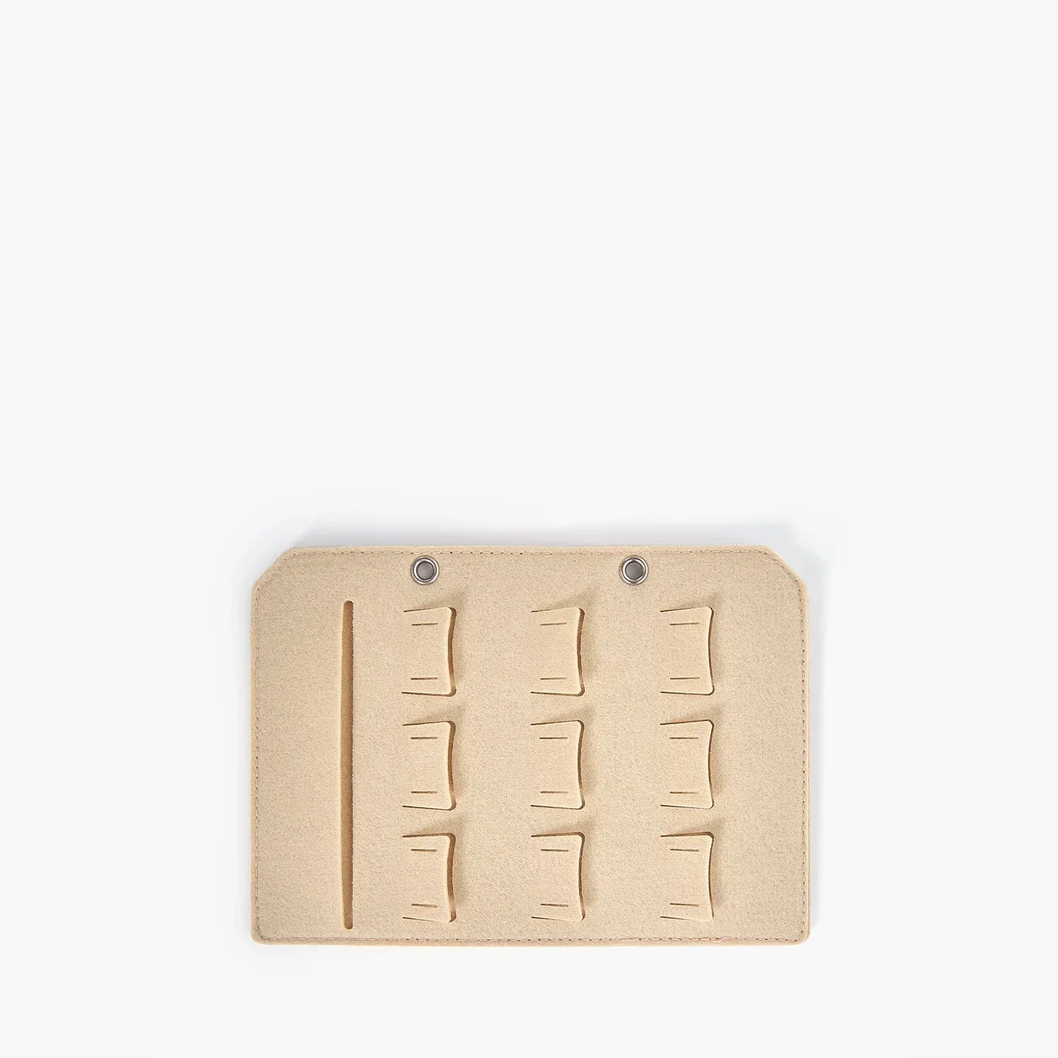 Tappetino organizer in feltro beige per borse, con scomparti multipli e due occhielli metallici, ideale per accessori e oggetti personali.
