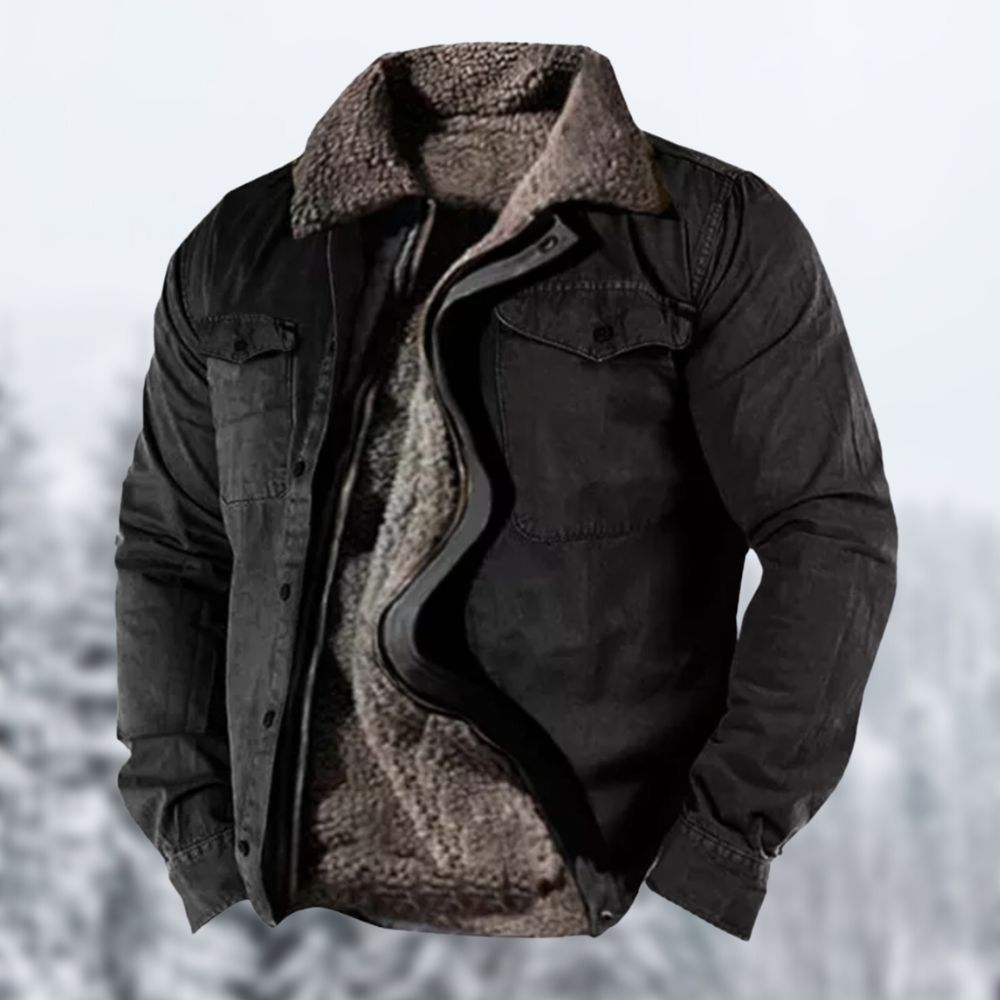 Giacca invernale da uomo nera con fodera in pelliccia sintetica, doppia tasca frontale, ideale per climi freddi. Stile casual e resistente.