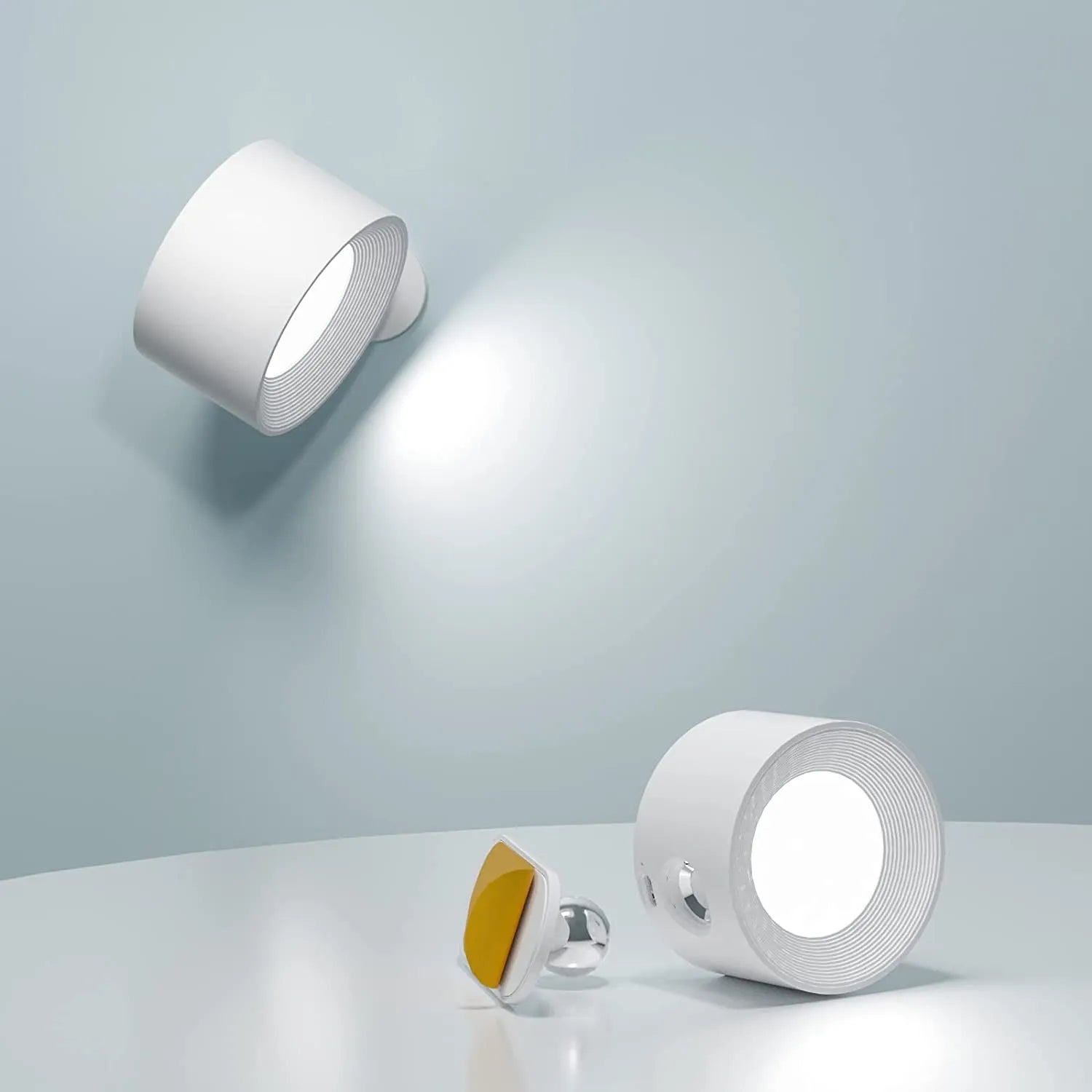 Lampada da parete senza fili con magnete a 360° 0