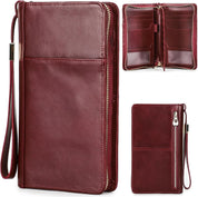 Portafoglio donna in pelle rossa, con cerniera e cinturino da polso. Design elegante, multi-scomparto per carte e contanti. Accessorio moda pratico.