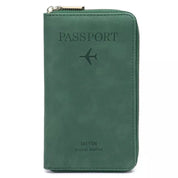 Portafoglio da viaggio verde con cerniera, design aereo, scritta "Passport". Ideale per documenti e passaporto. Accessorio viaggio elegante e pratico.